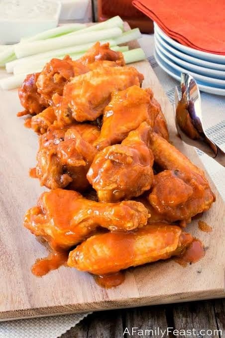 Buffalo Wings x 12 + Side
