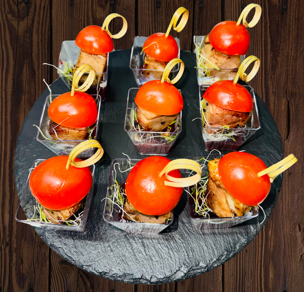 Качине філе з журавлиним соусом