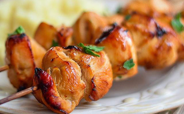 Шашлик з курки з картоплею