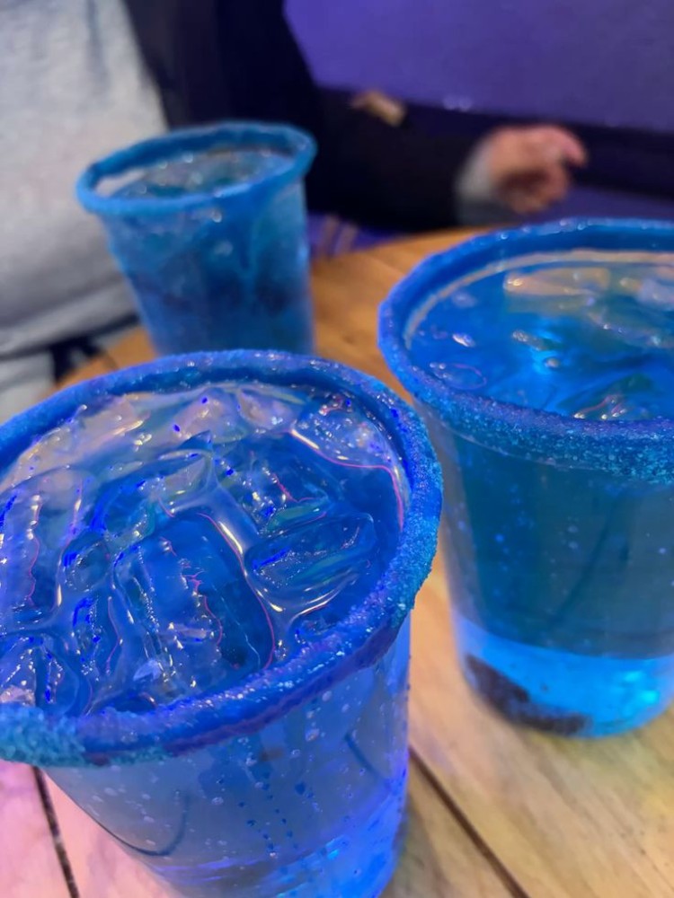 Azulito “Únicamente Pasaje Boulevard”