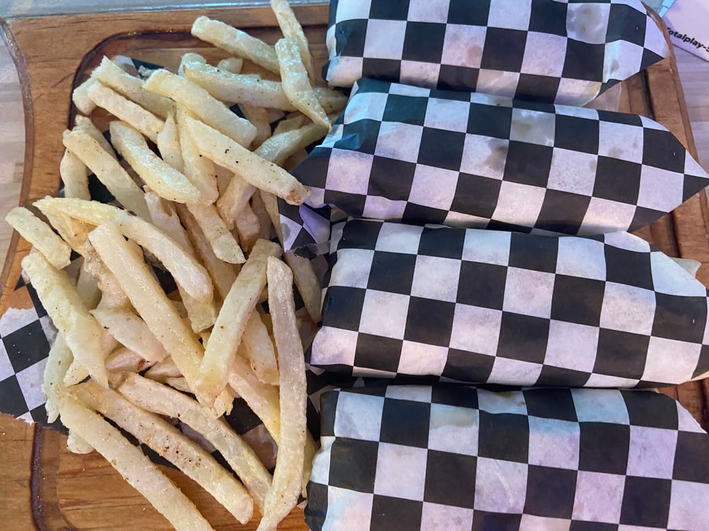 Combo Burritos (Burritos, papas y refresco)