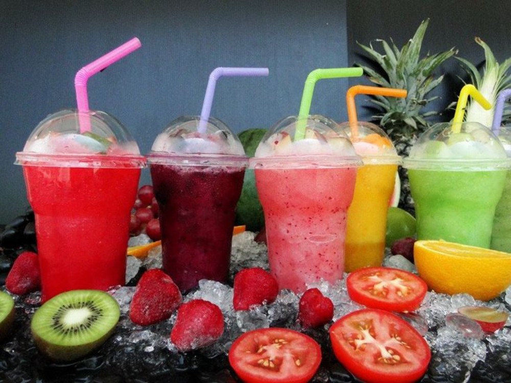 Frappe de Agua Fresa, Kiwi, Mora azul