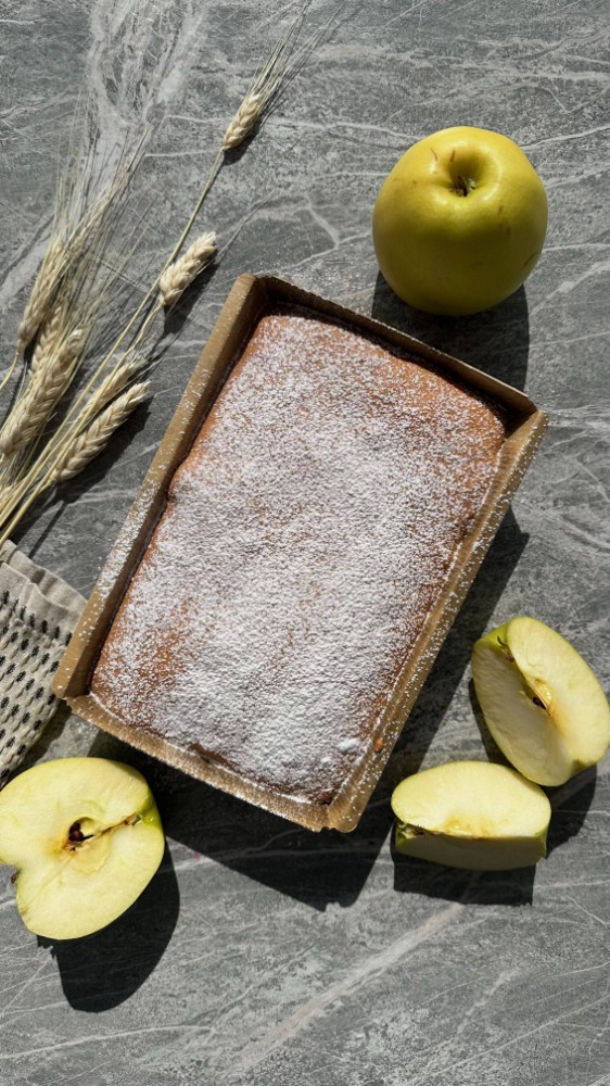 Шарлотка яблочная (450 гр.)