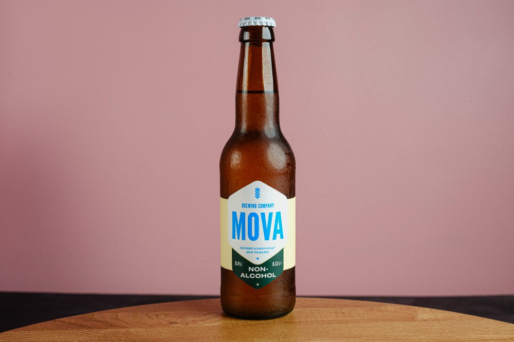 Пиво Mova безалкогольне Non-Alcohol 0.33л