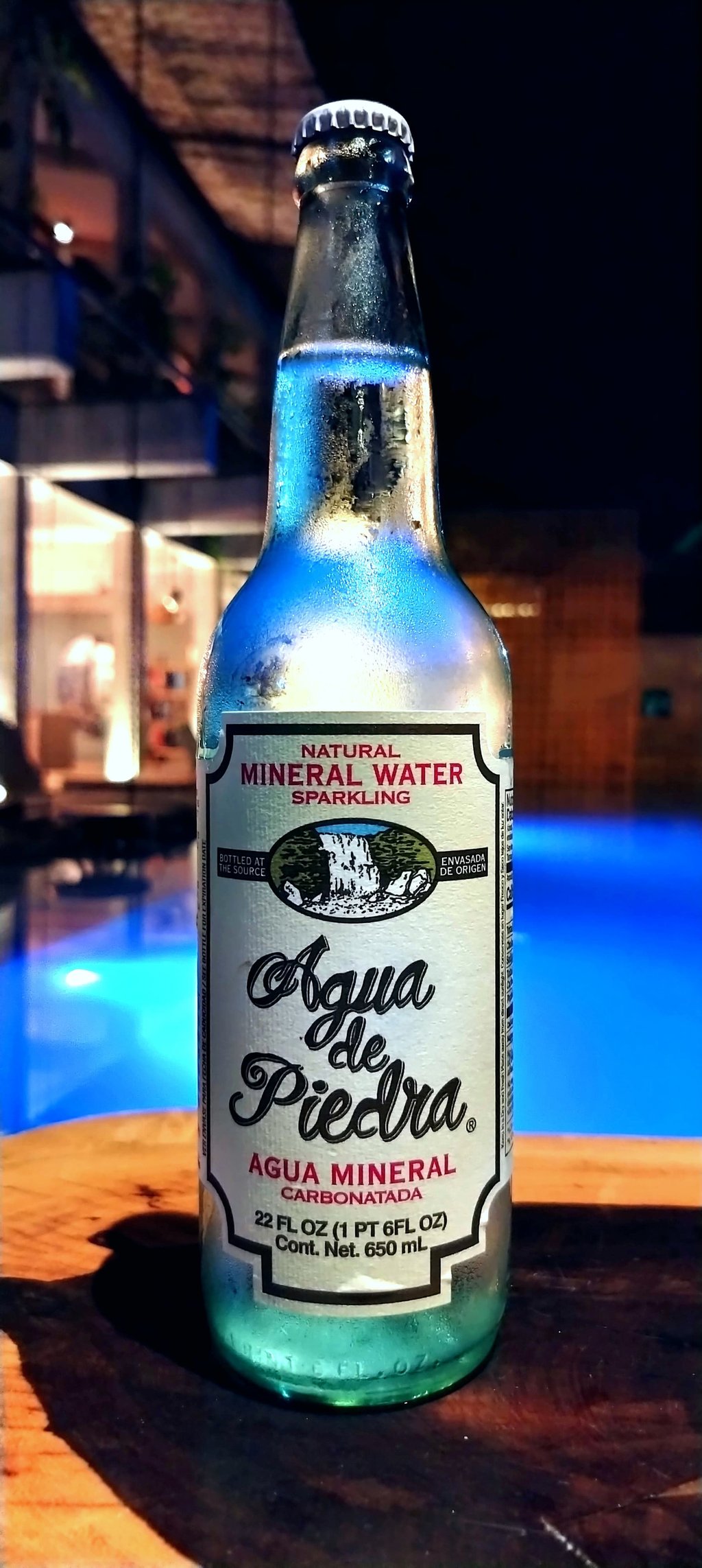 Agua de Piedra Con Gas 650ml