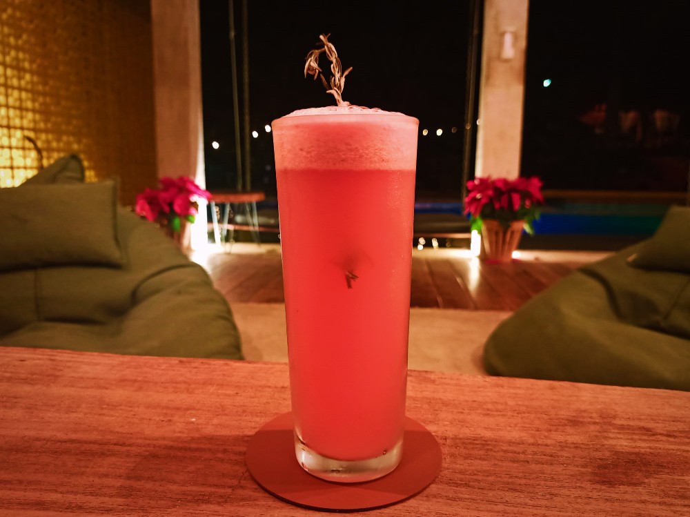 Agua de Jamaica con Canela