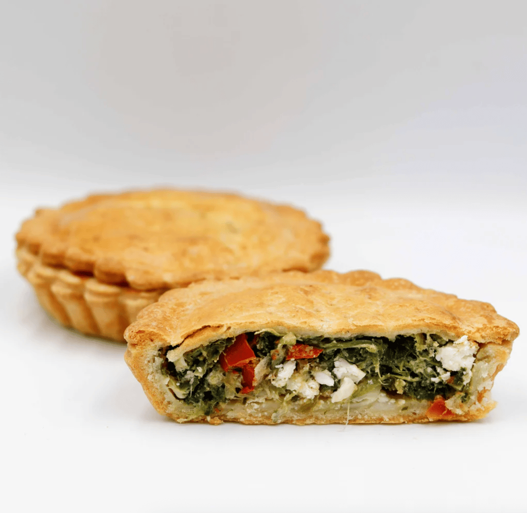 МІНІ ПИРІГ З ЧОТИРМА СИРАМИ ЗІ СВІЖИМ ШПИНАТОМ (4 шт упаковка)