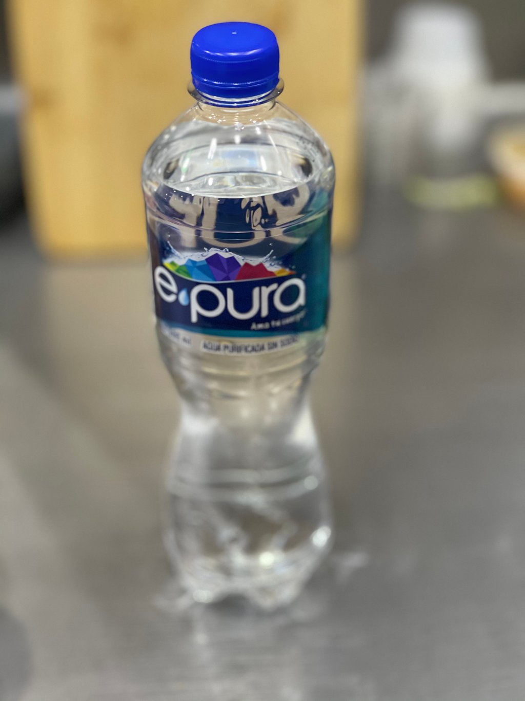 Agua embotellada 600 ml