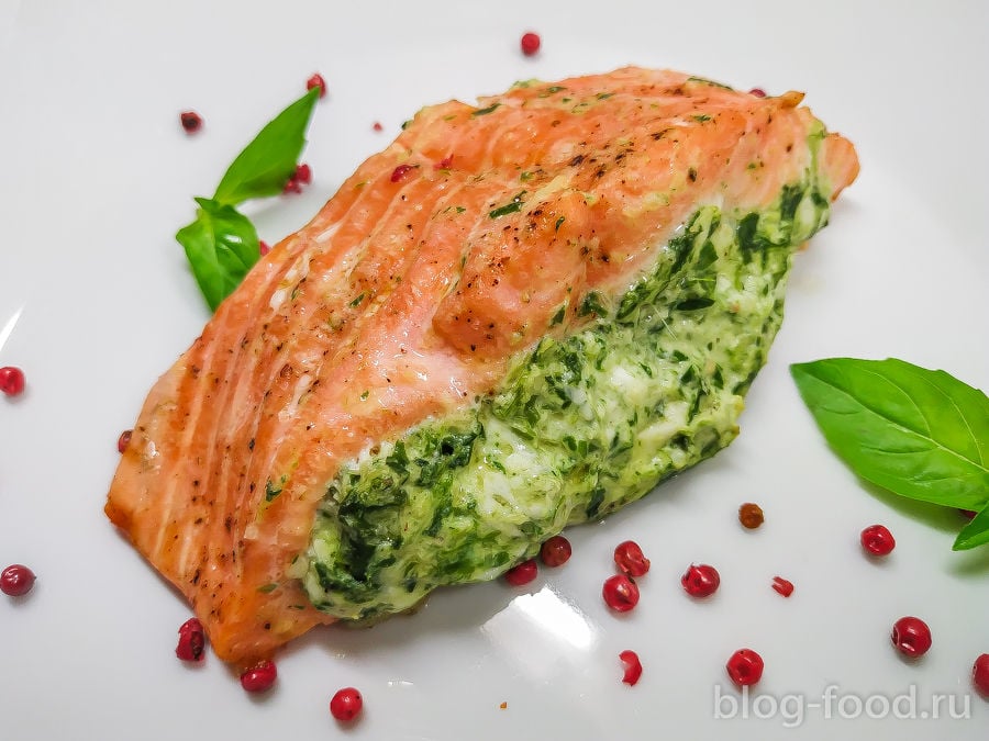 Пельмені з лососем + шпинат