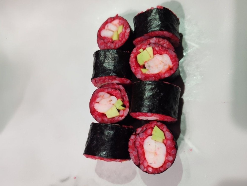 макі з креветкою та авокадо