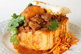 1/4 LAMB CURRY BUNNY CHOW