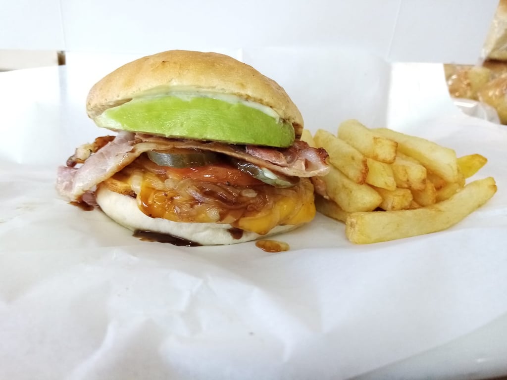 DOUBLE CHEESE DOUBLE BACON AVOCADO BEEF NS BURGER