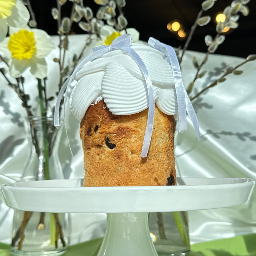 Паска заварна класична з родзинками (390 грам)