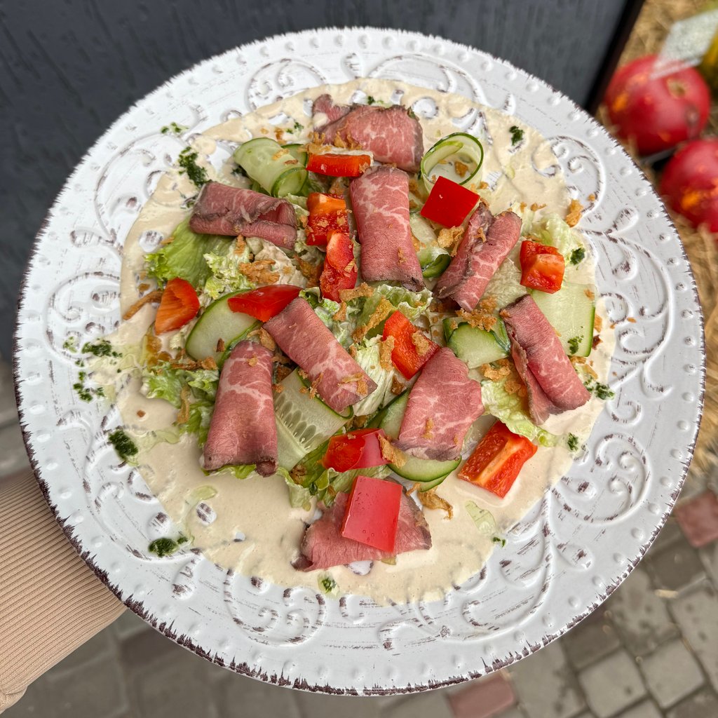 Салат з ростбіфом