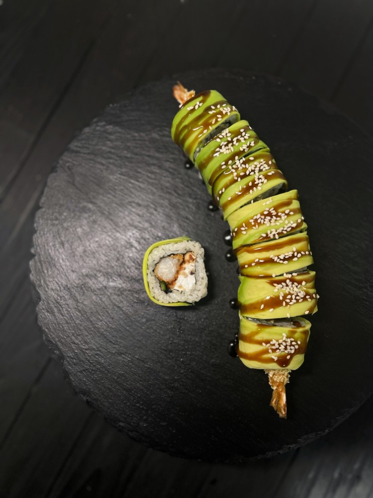 Рол Авокадо з креветкою / Avocado roll with shrimp 290 г