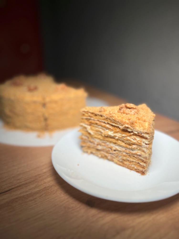 Медовик класичний