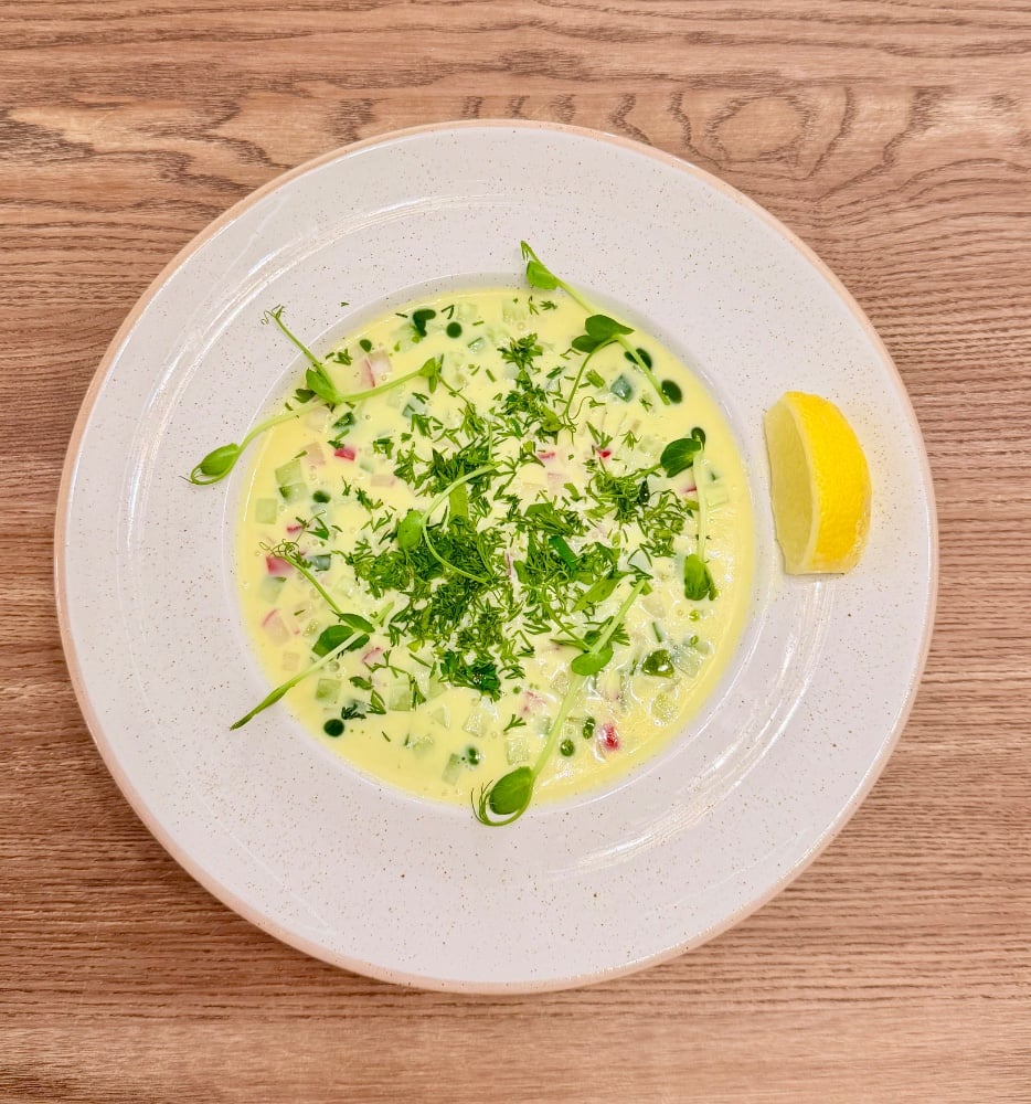 Окрошка з куркою су-від