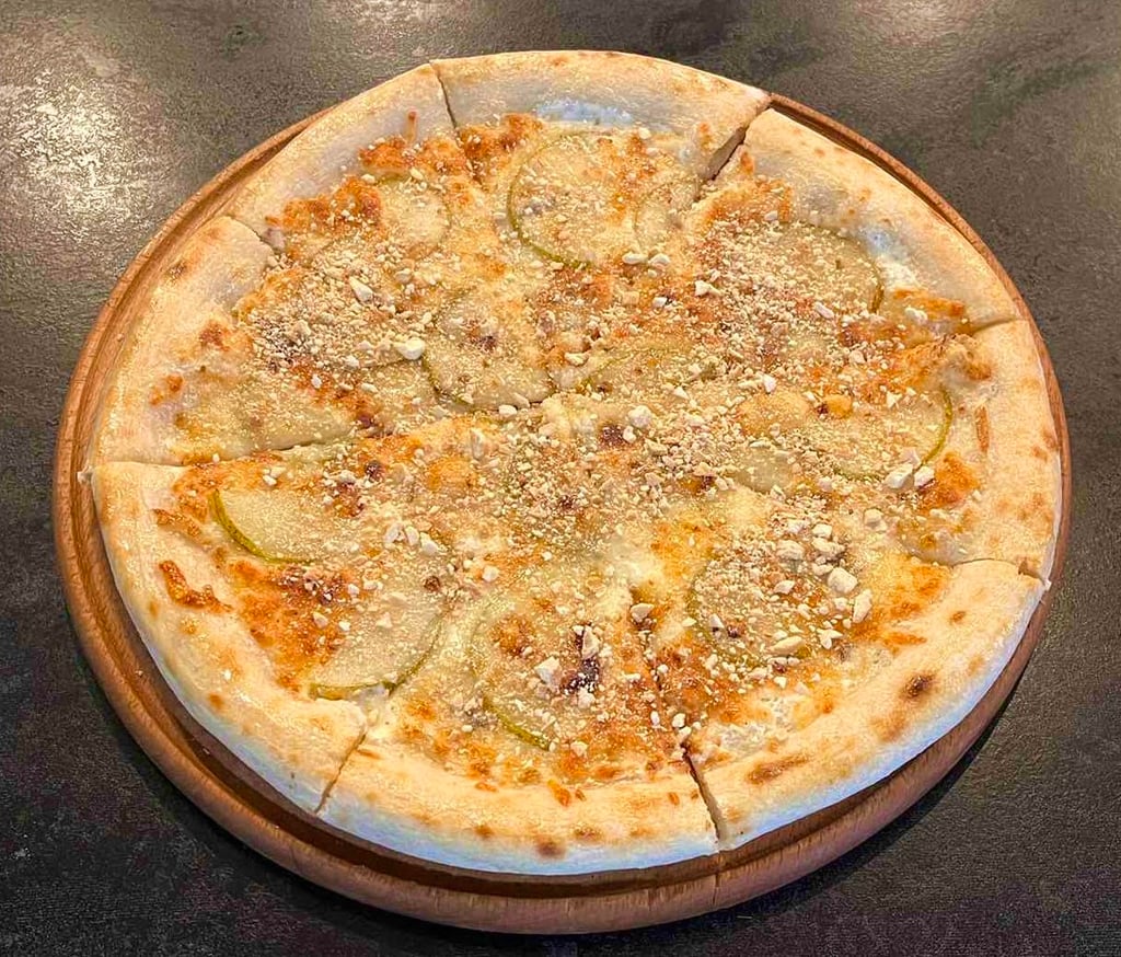 Піца Груша та горгондзола