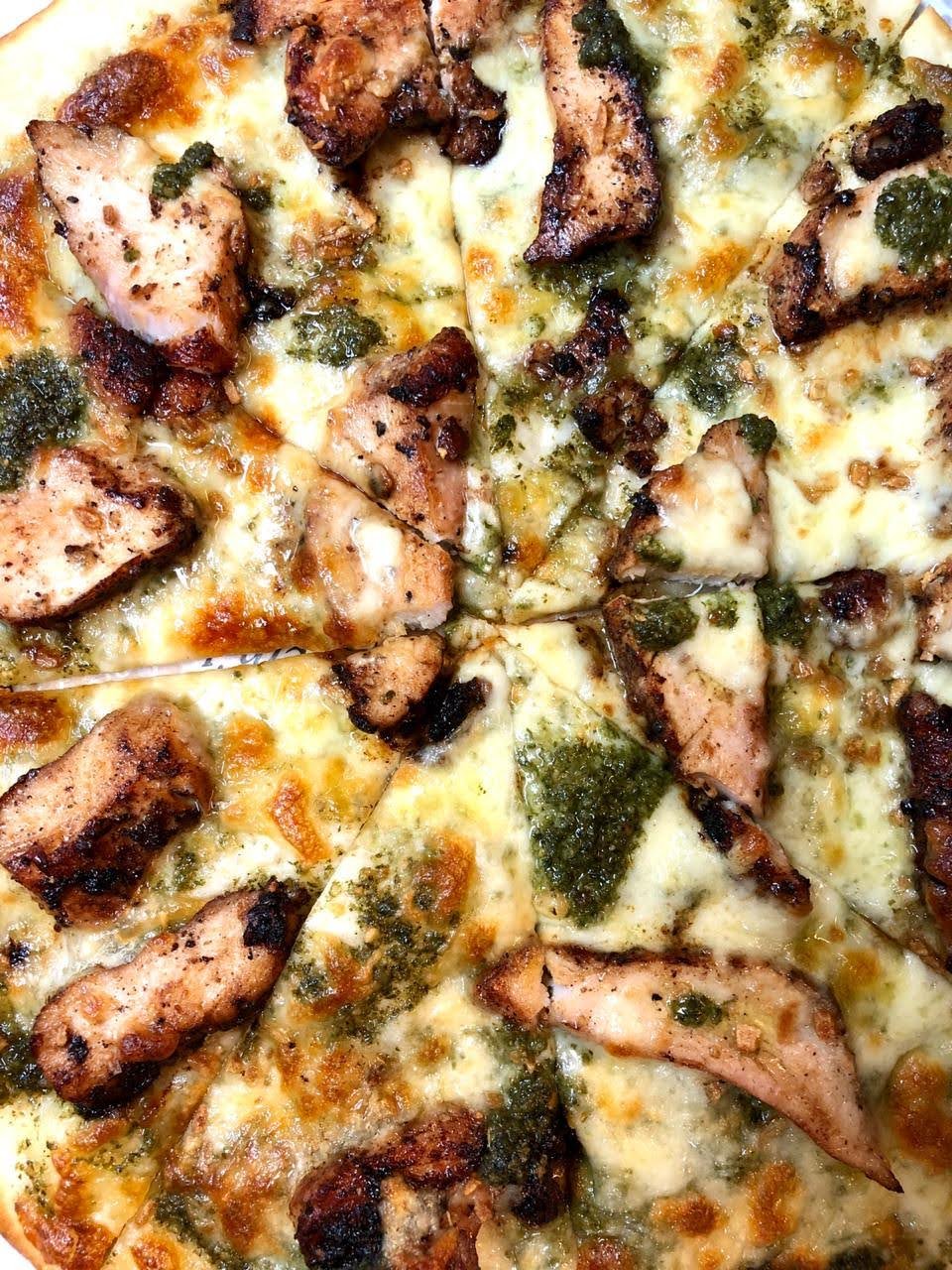 Grilled Chicken Pizza
