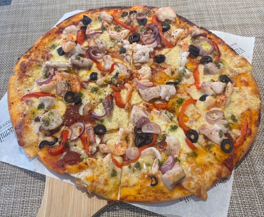 Seafood Special Pizza