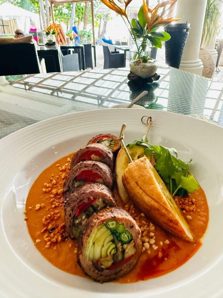 Kare-Kare Roulade