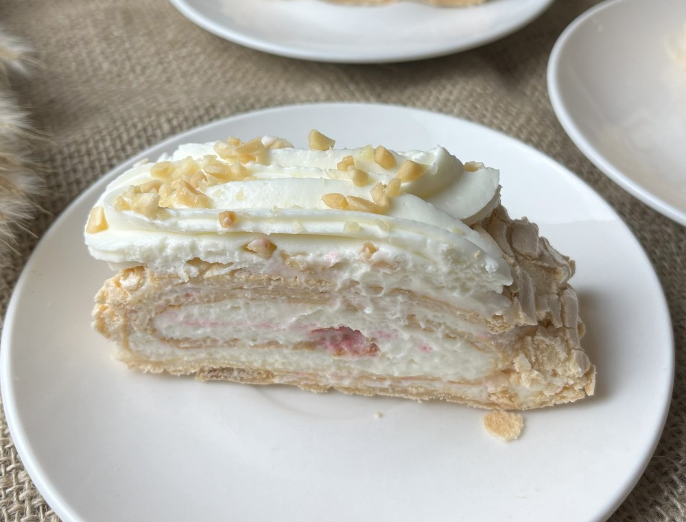 Меренговый рулет