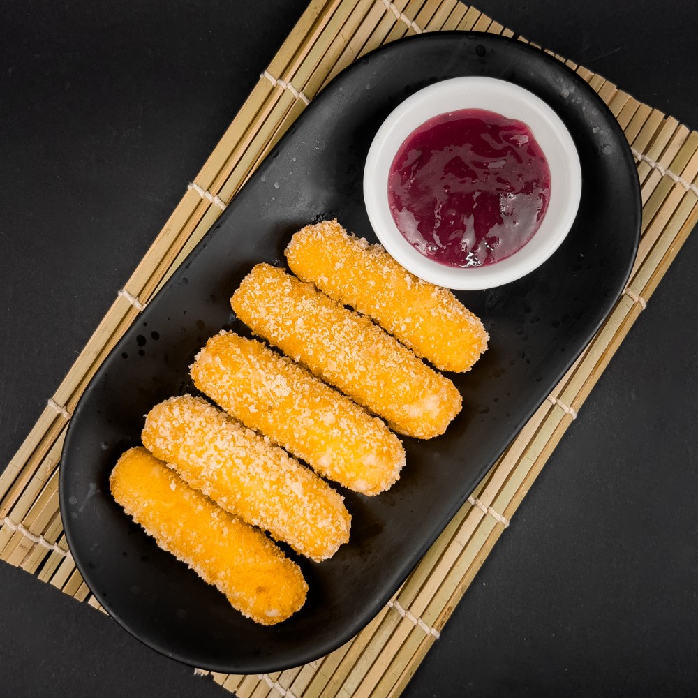 Сирні палички з ягідним соусом 6 шт