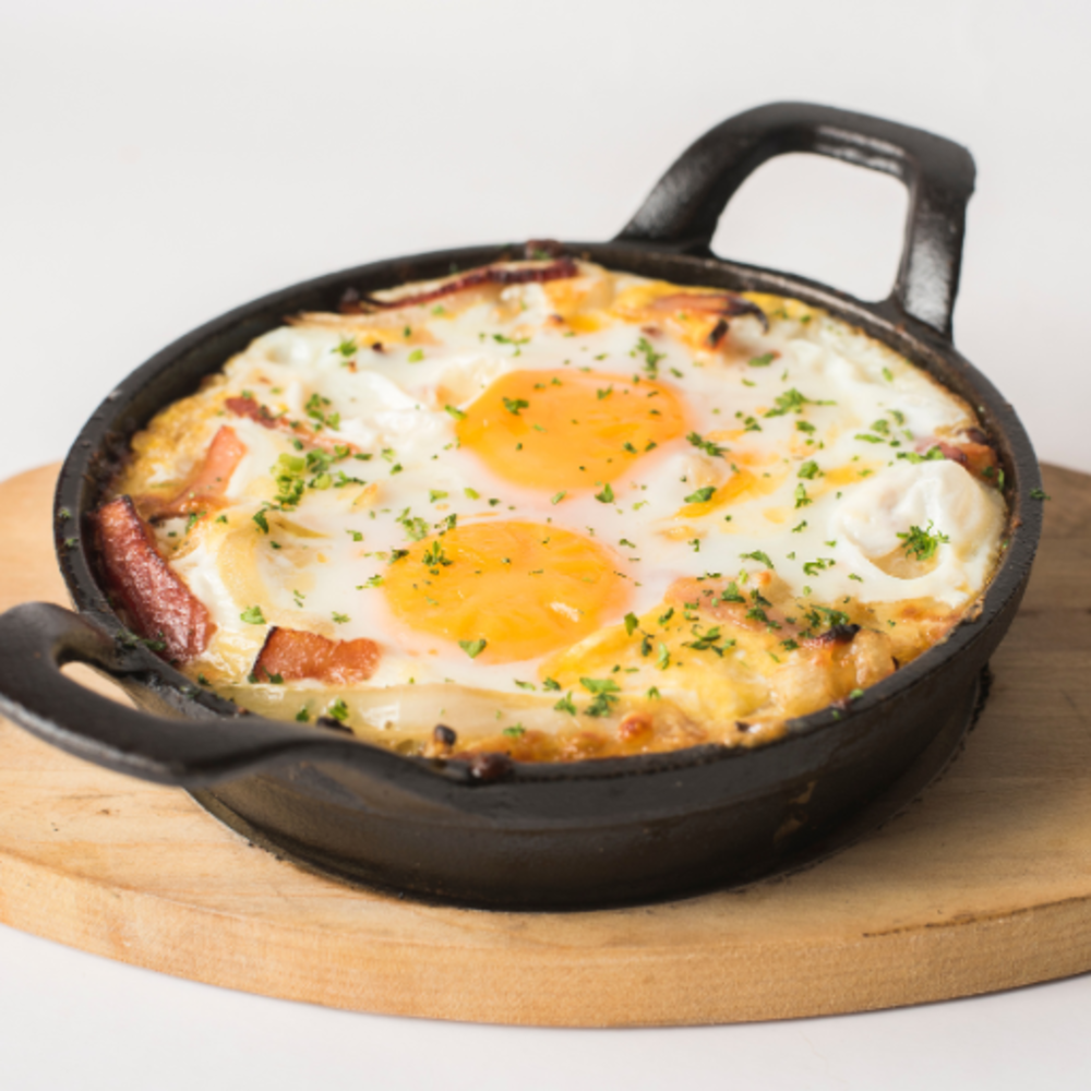 Cazuela de Huevos Rotos