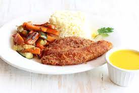 PLATOS FUERTES DE ALMUERZO EMPLEADOS