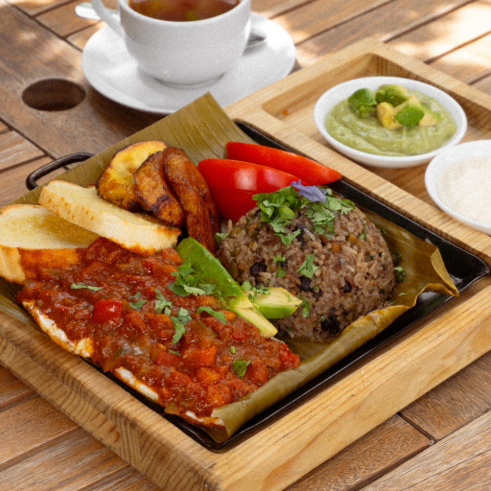 Gallo Pinto Mexicano