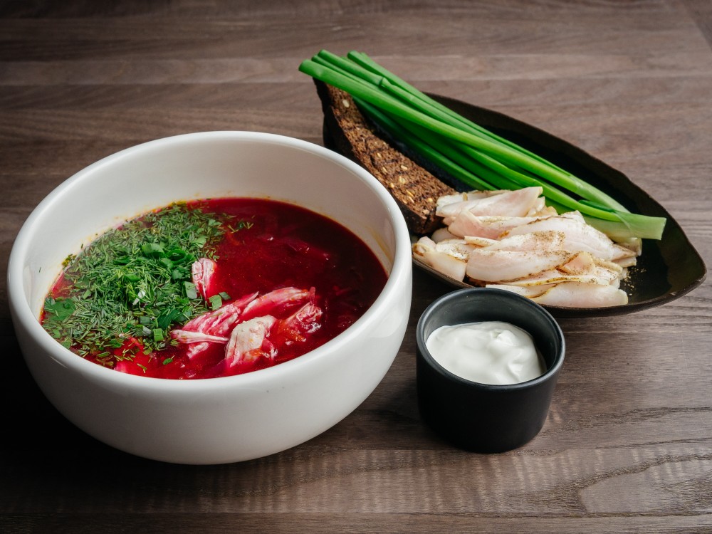 Український борщ з куркою