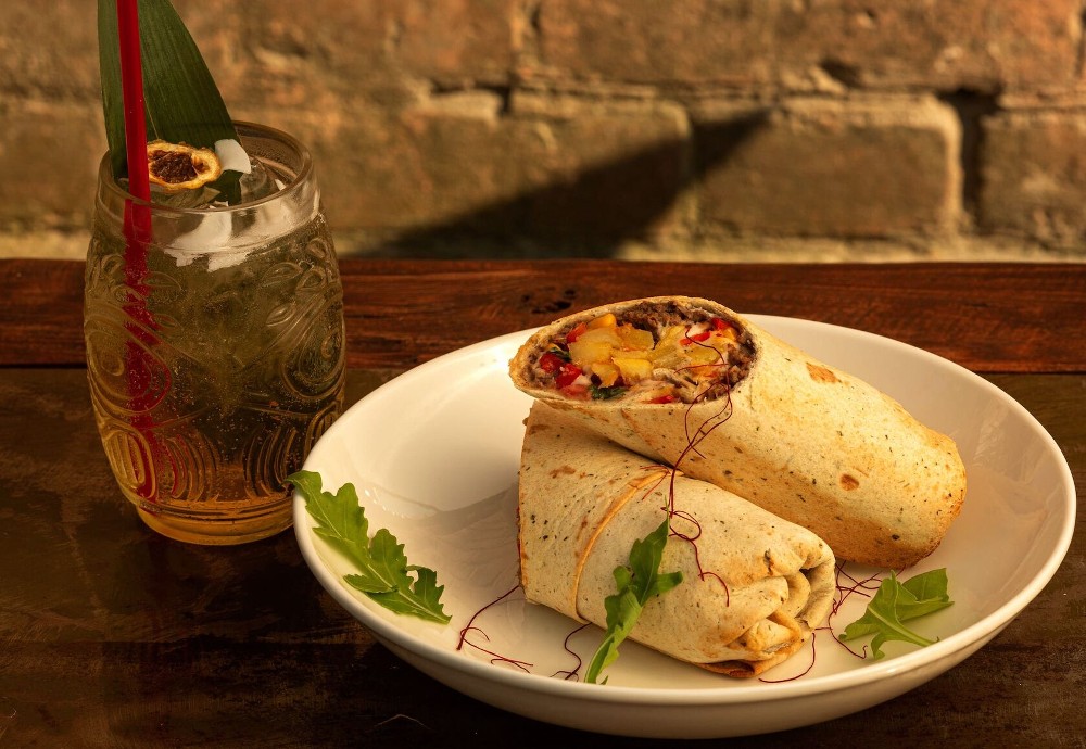 Буріто з куркою та чіпотле