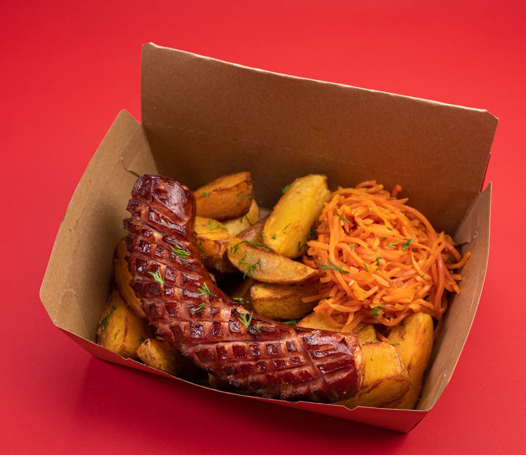 Мангал бокс з ковбаскою М 390гр  Barbecue box with sausage M