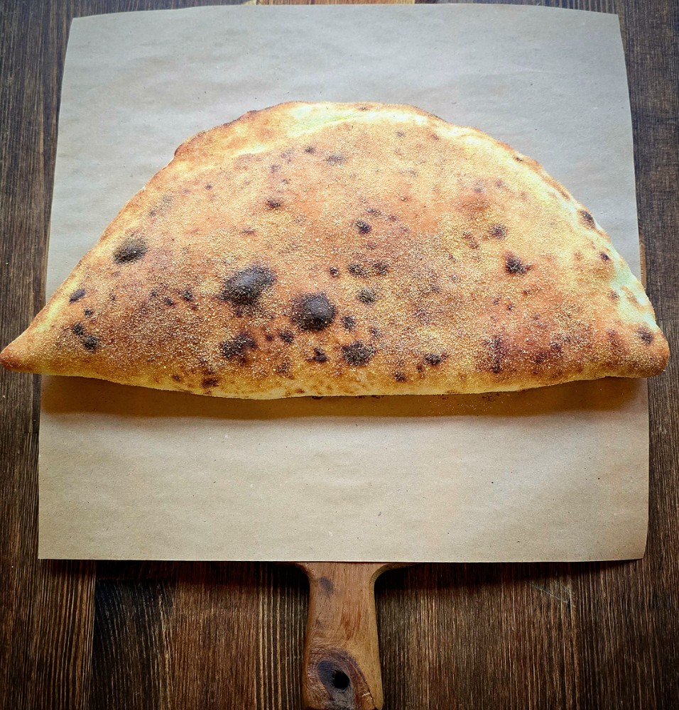 Кальцоне 4 сира