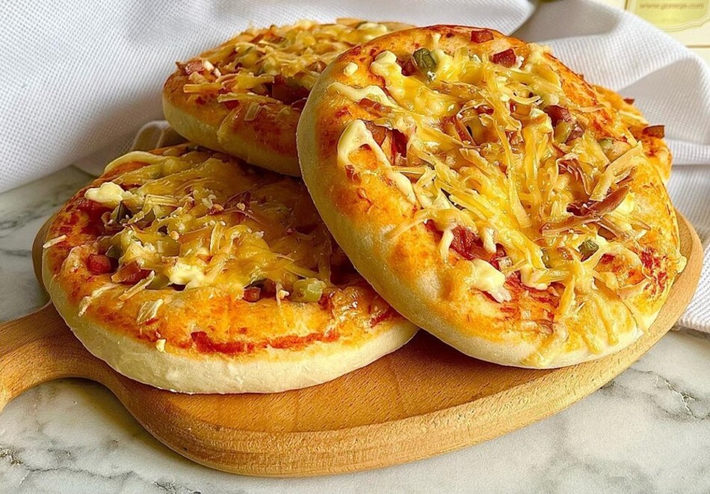 Піца з куркою, сиром і помідорами  100г
