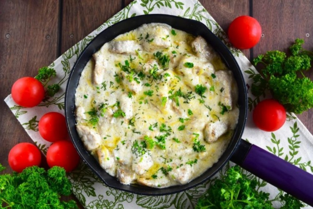 Фрікасе із індички у білому соусі бг/бл 75г