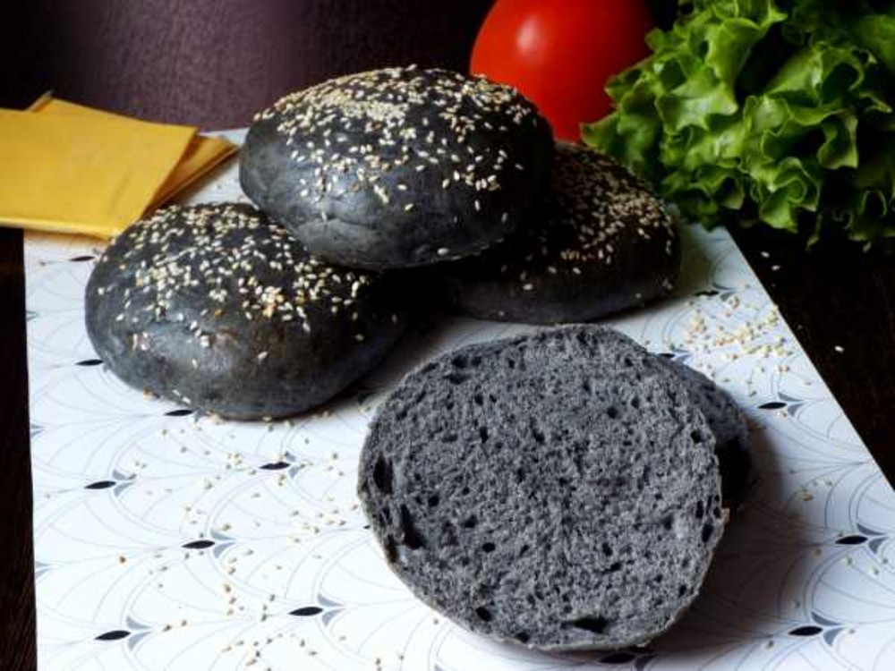 Булочка бургерна з чорнилами каракатиці 50г