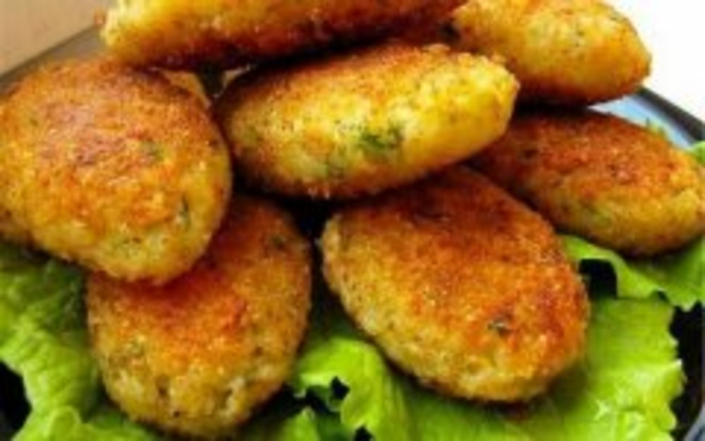 Паличка із курячого філе з зеленню 50г
