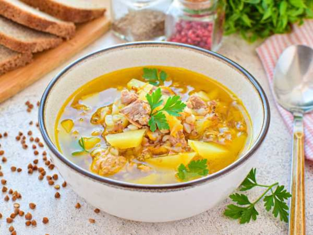 Суп гречаний на бульоні із індичкою   230/20г