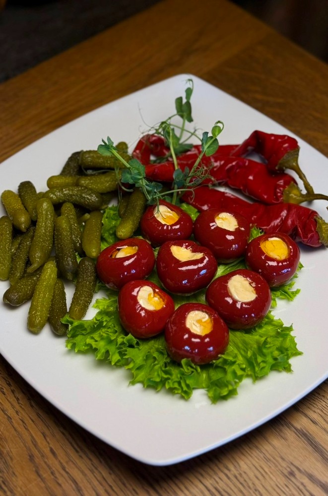 Закуска з перчинкою 320г