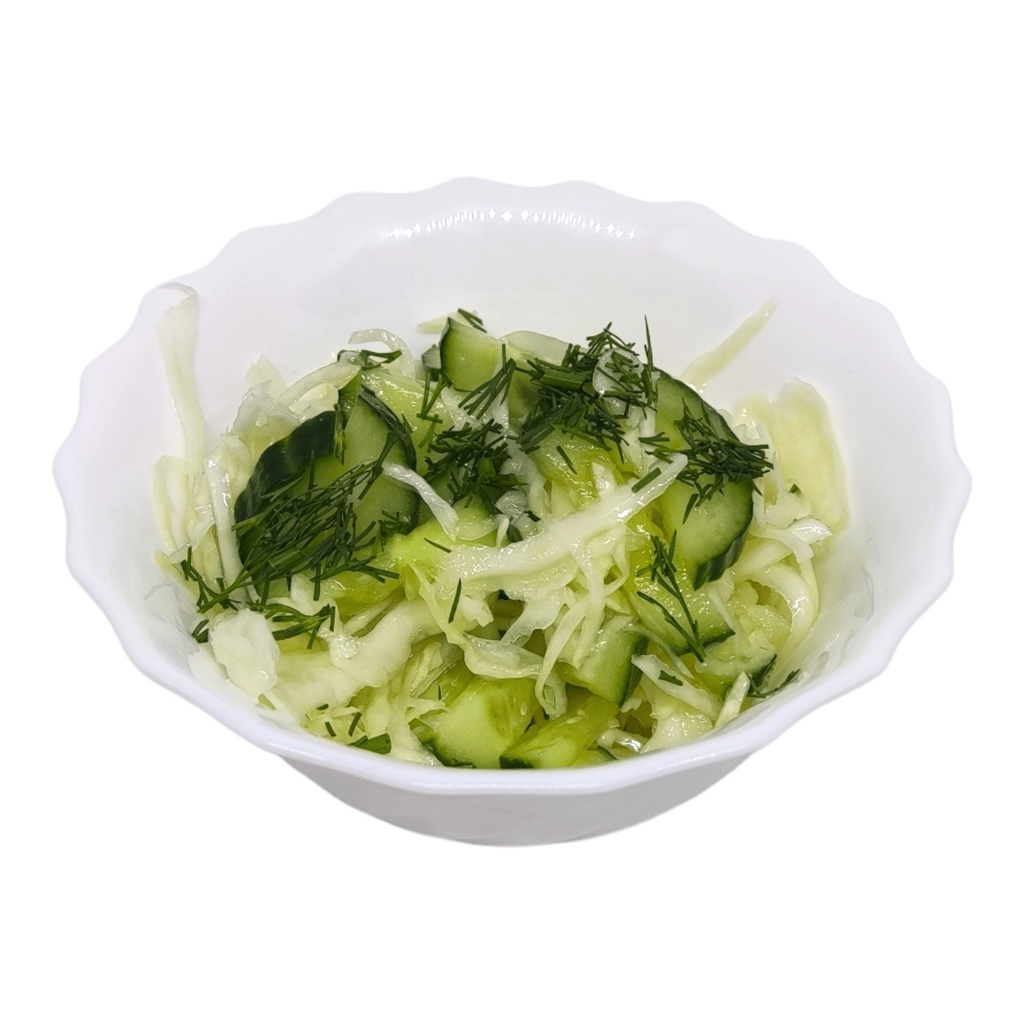 Салат з капусти та огірка