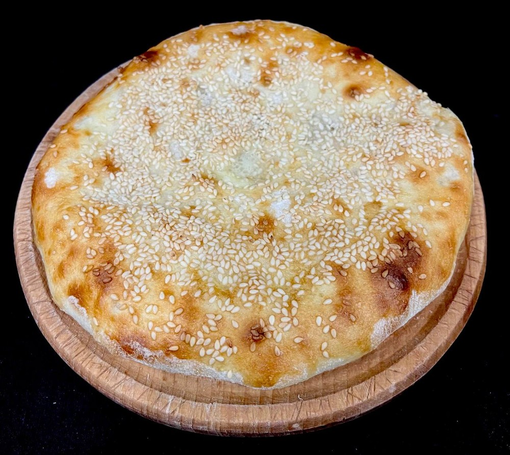 Пиріг з куркою , сиром та грибами