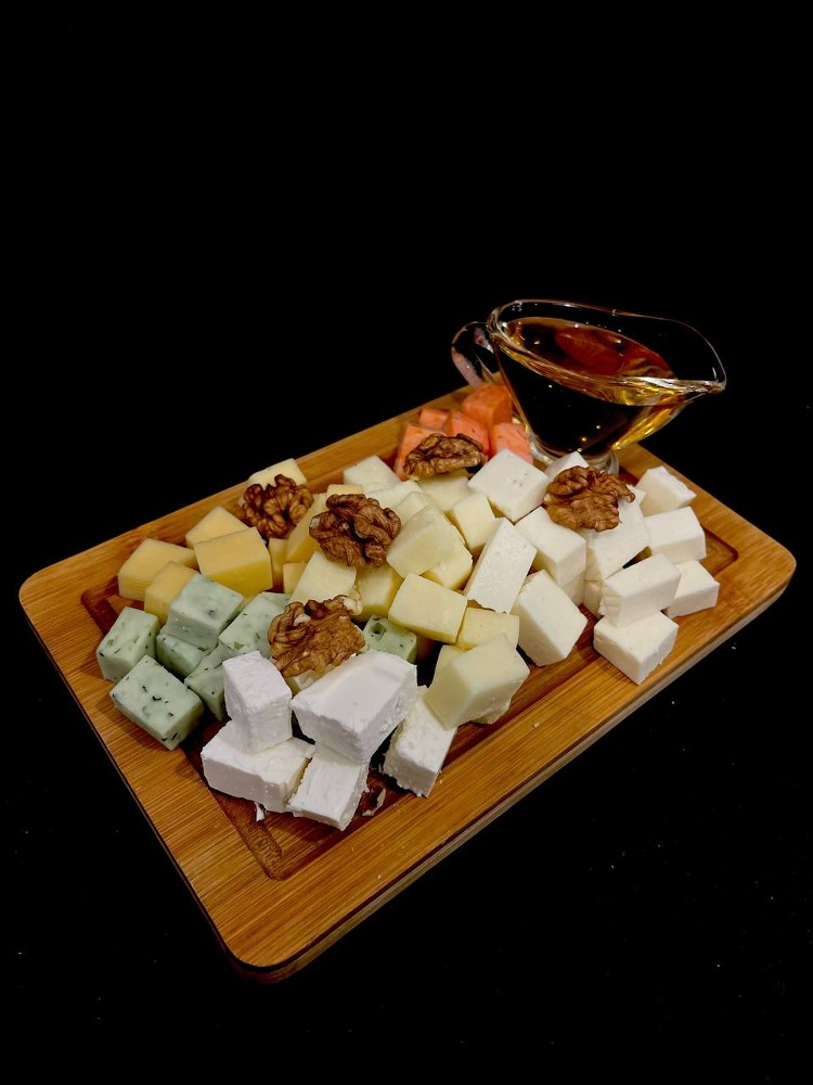 Сирна тарілка/Cheese board .250g.