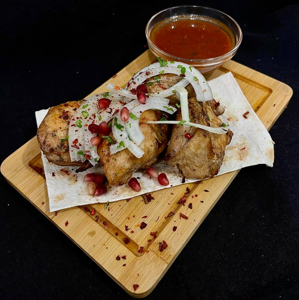 Шашлик з курячого філе/Shashlik grilled chicken kebabs 200g.