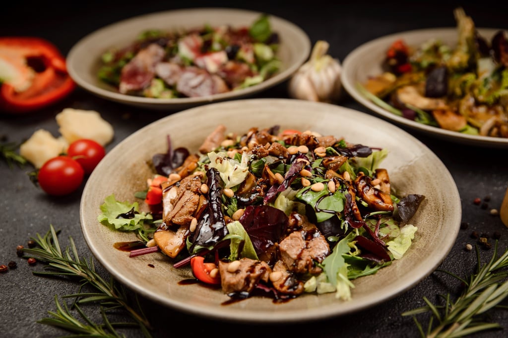 Теплий салат з телятиною 