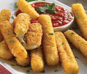 Сирні палички з соусом 