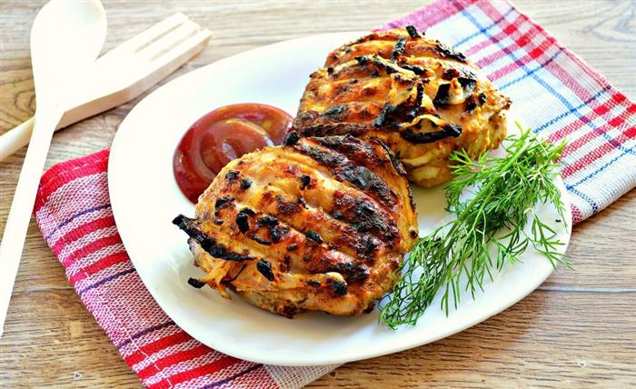 Шашлик з курячого стегна