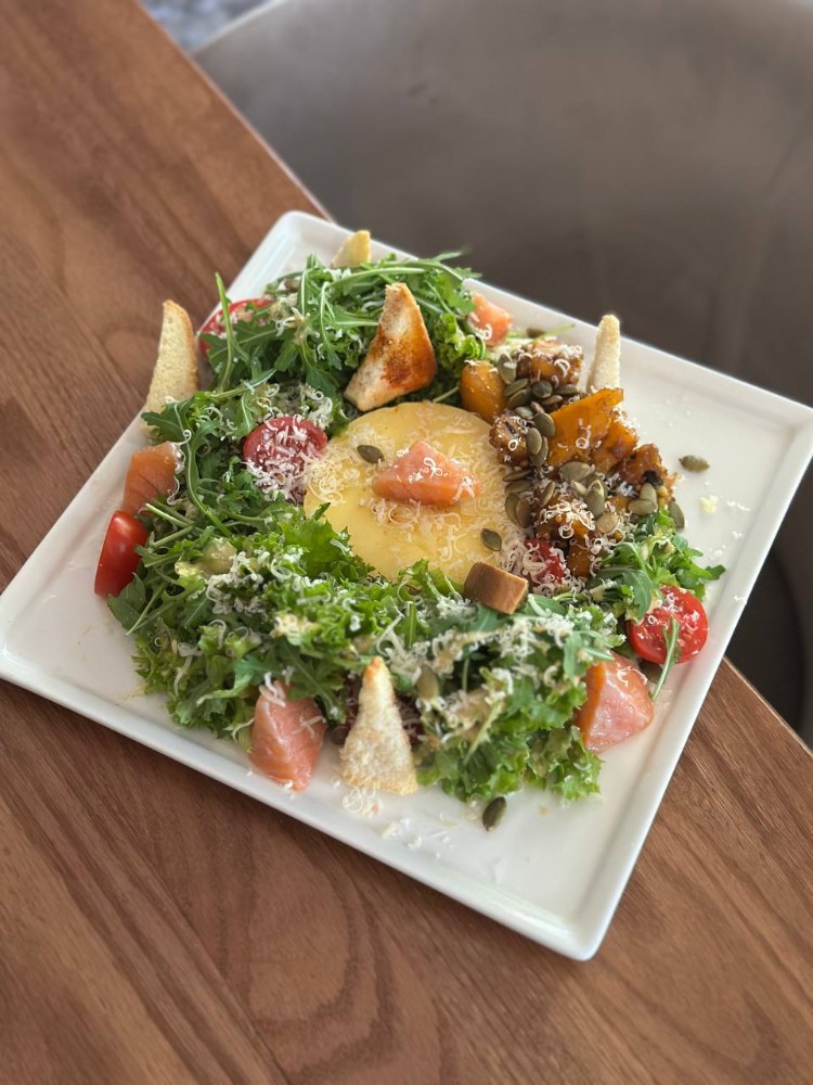 Салат з гарбуза та лосося