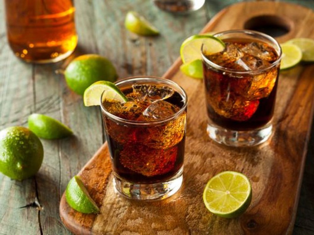 Cocktail Cuba Libre