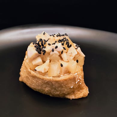 Інарі курка ананас